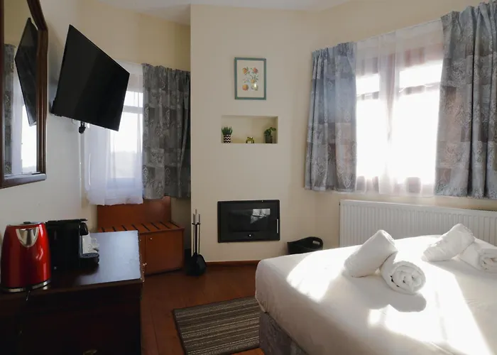 فندق Aurora-inn 4*